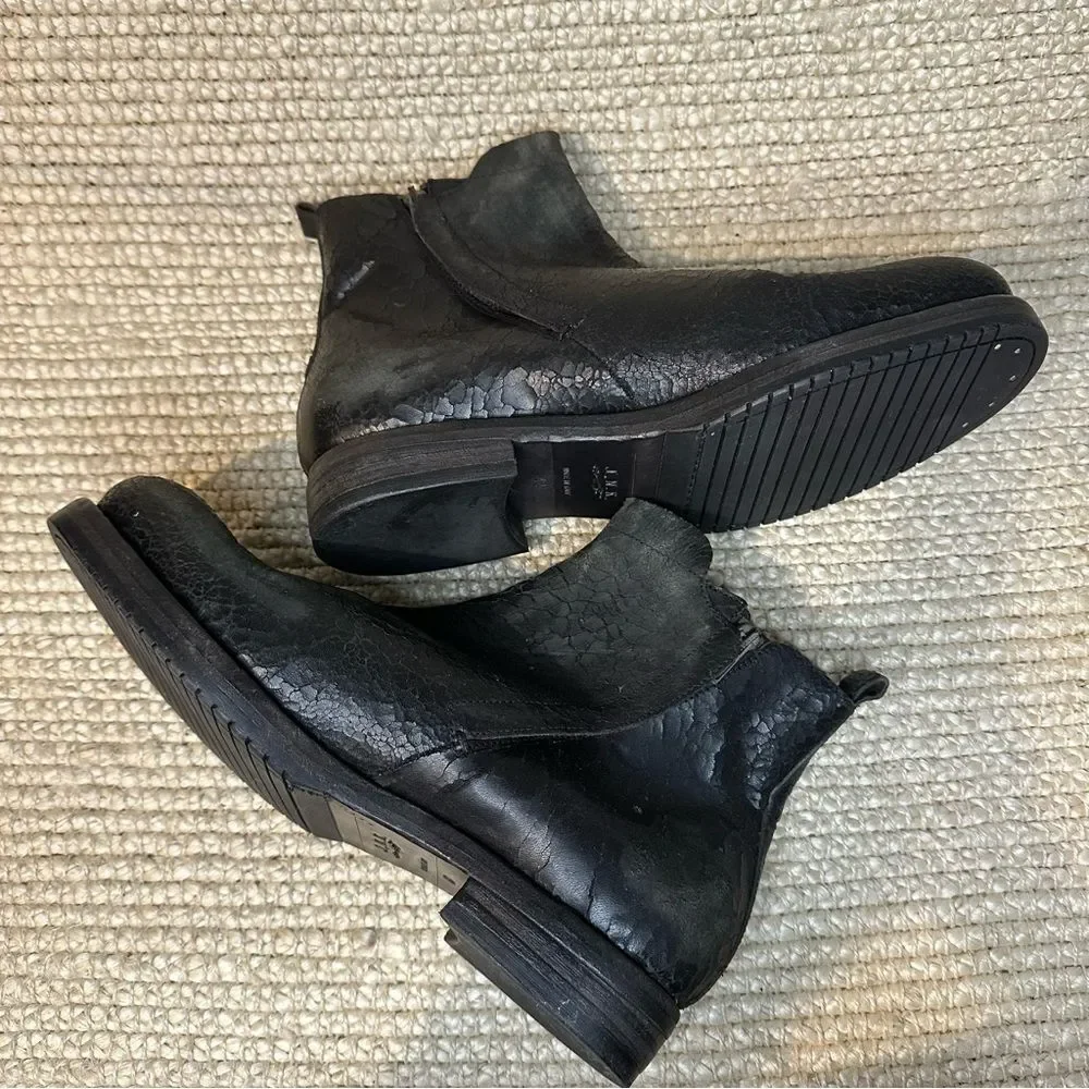 NWT Area Forte distressed crackle chelsea handcrafted boots sz 42 Italy